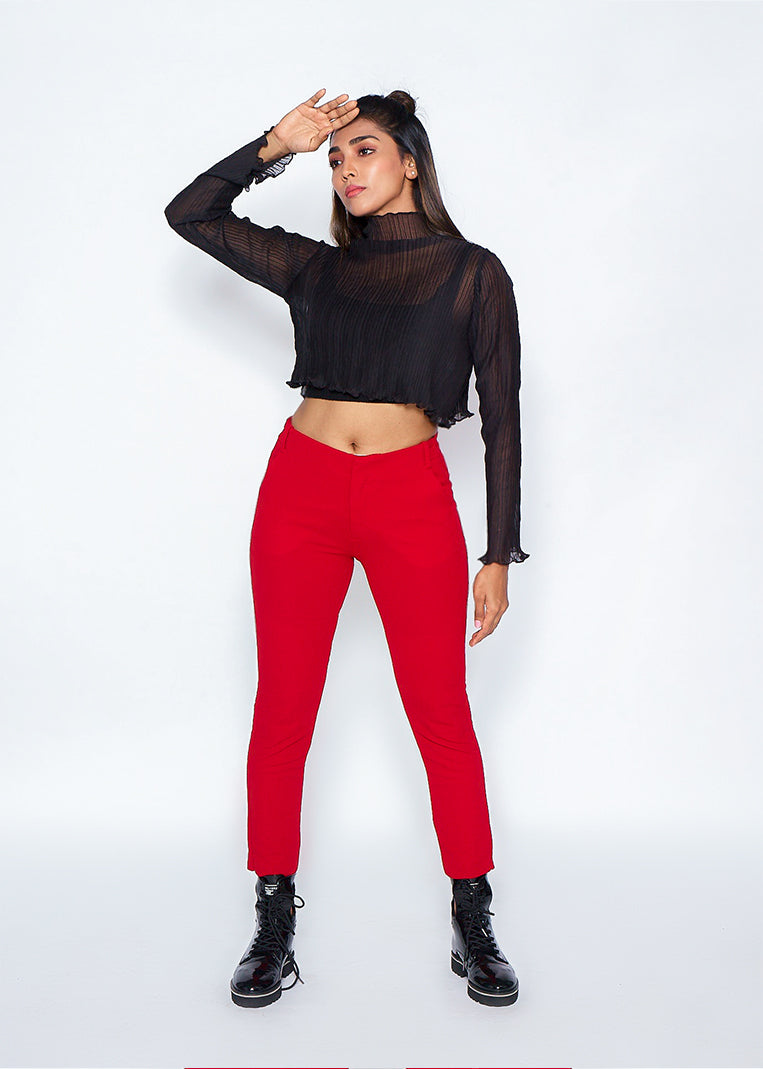 Black Comfy Crop