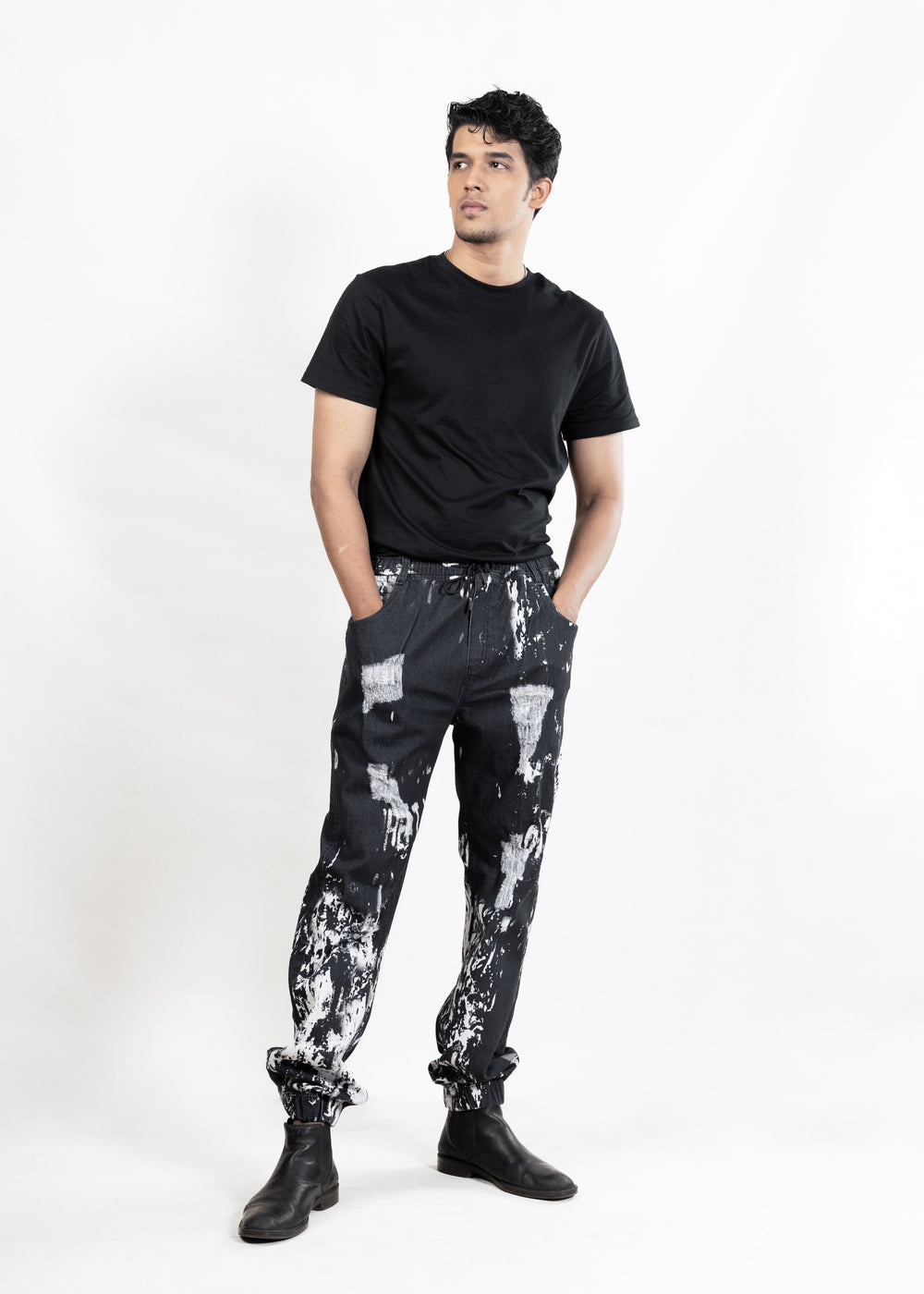 Slim Knit Denim Jogger in Vintage black